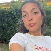 Studentessa di Ingegneria presso l'Università di Pisa offre lezioni di Matematica e Fisica per studenti delle superiori